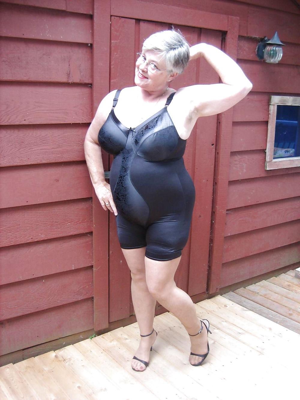 22P Mature-BBW-Ladies 121
