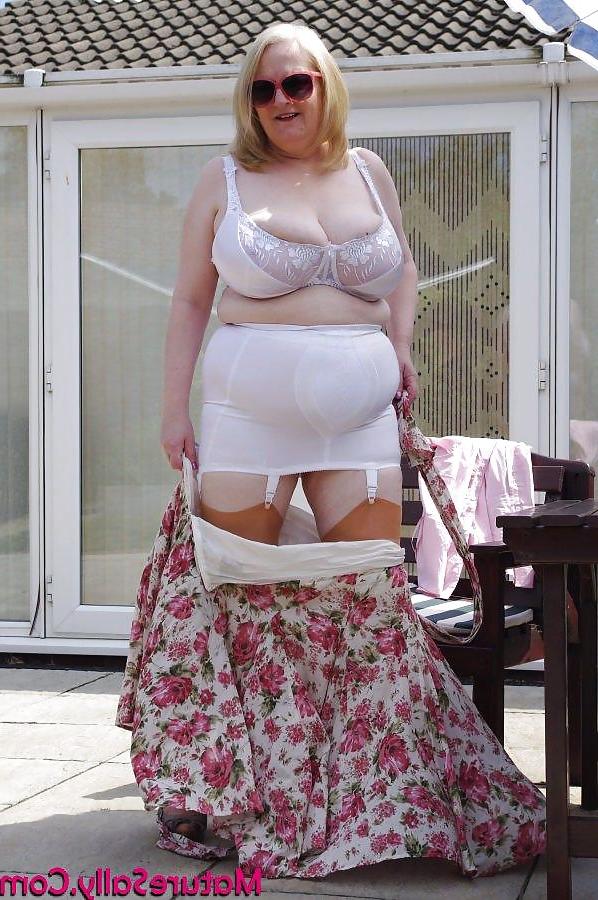 22P Mature-BBW-Ladies 121