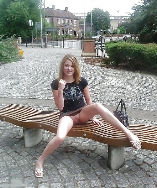 25P Sexy British girls.