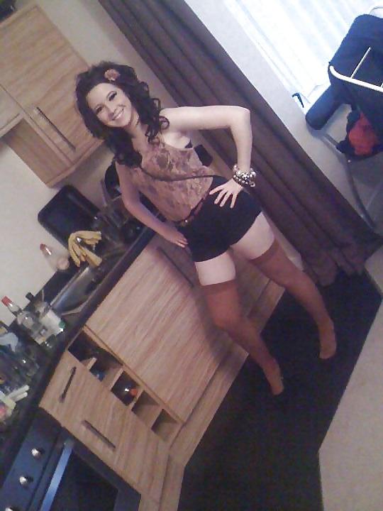 25P Sexy British girls.