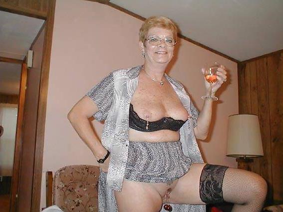 23P Granny Mature BBW mix Nov 30