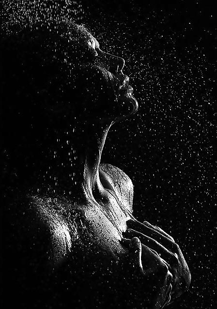 10P Shower in Black&White #1
