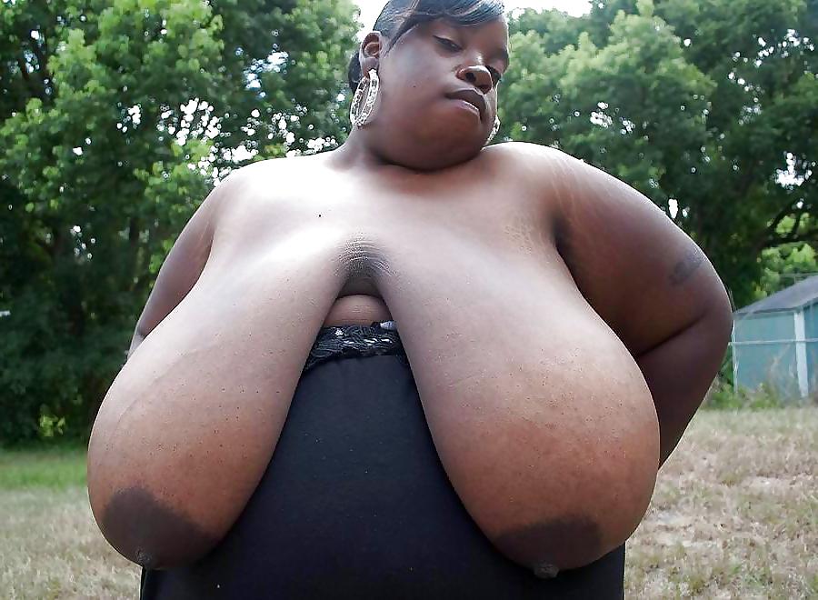 19P Busty women 259 (Black women with saggy tits)