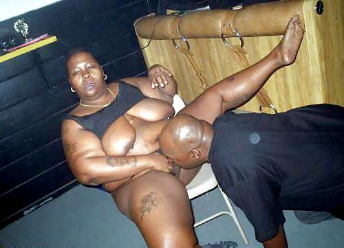 19P Busty women 259 (Black women with saggy tits)