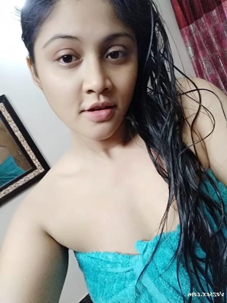 25P Bengali university girl
