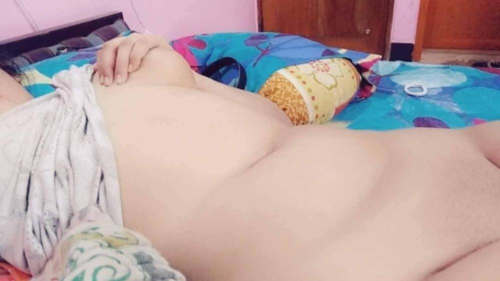 25P Bengali university girl