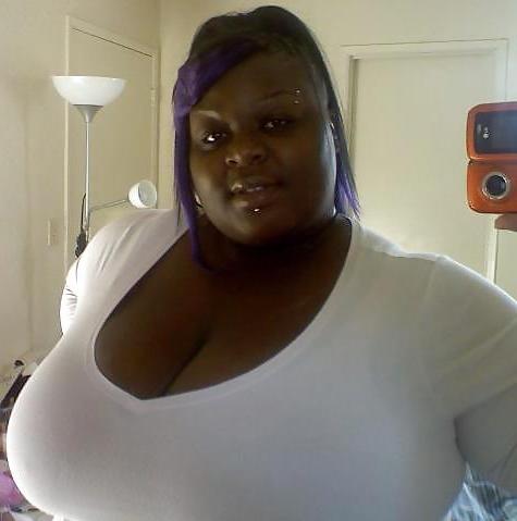 25P Sexy black woman with huge tits