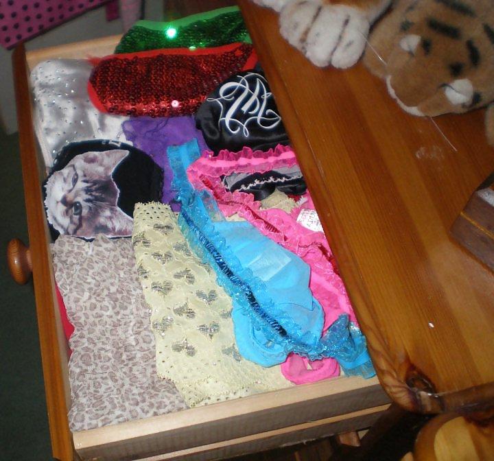 16P My Underwear Drawers