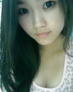 25P Korean and Asian Amateur Girls 3