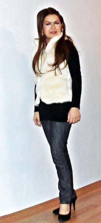 19P Turkish Escort Hilal Ankara