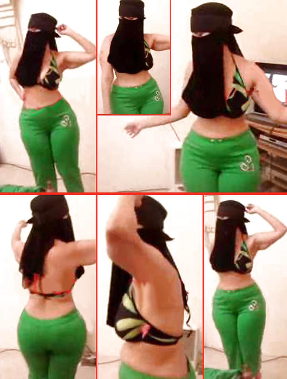 9P Dancing hijab girl