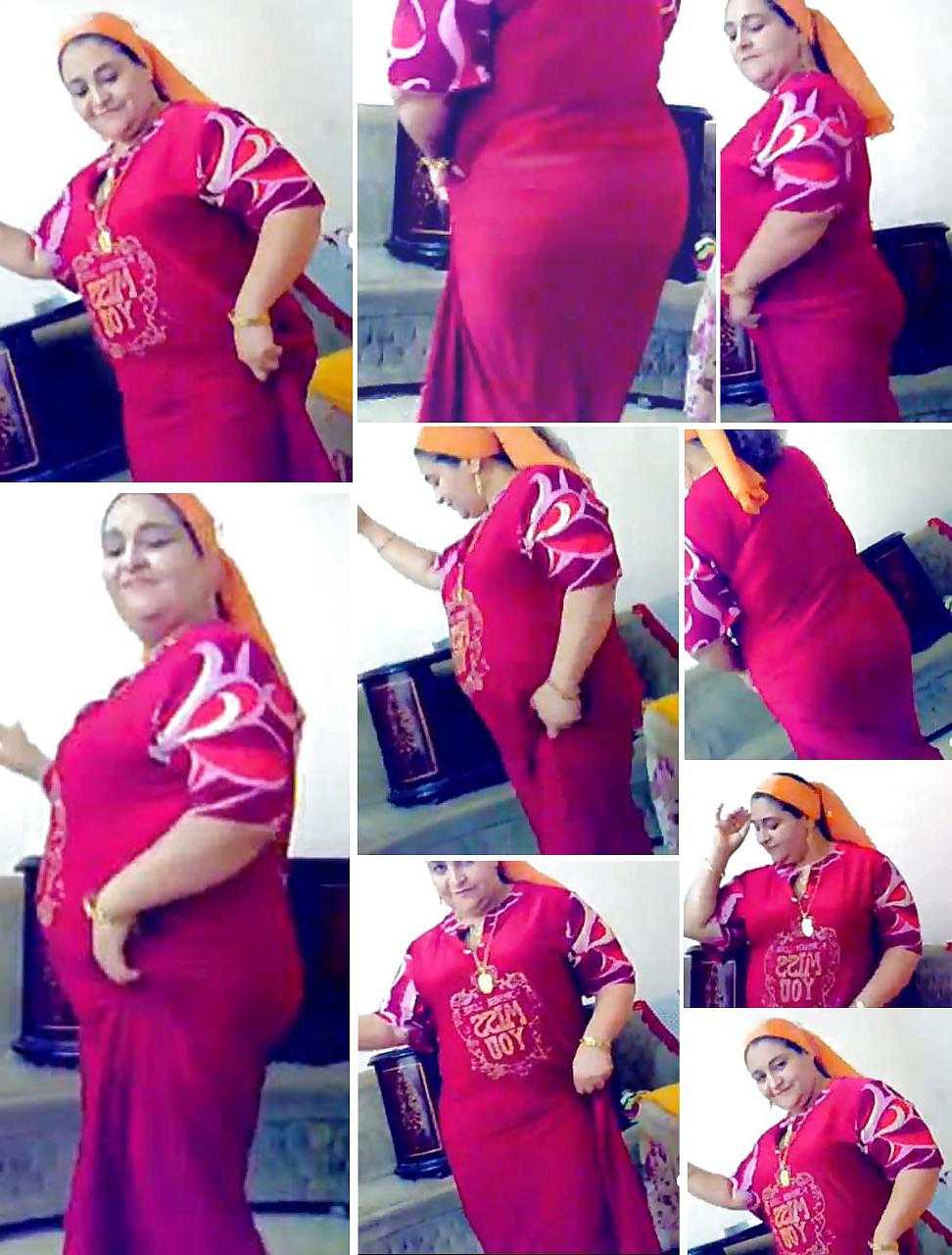 9P Dancing hijab girl