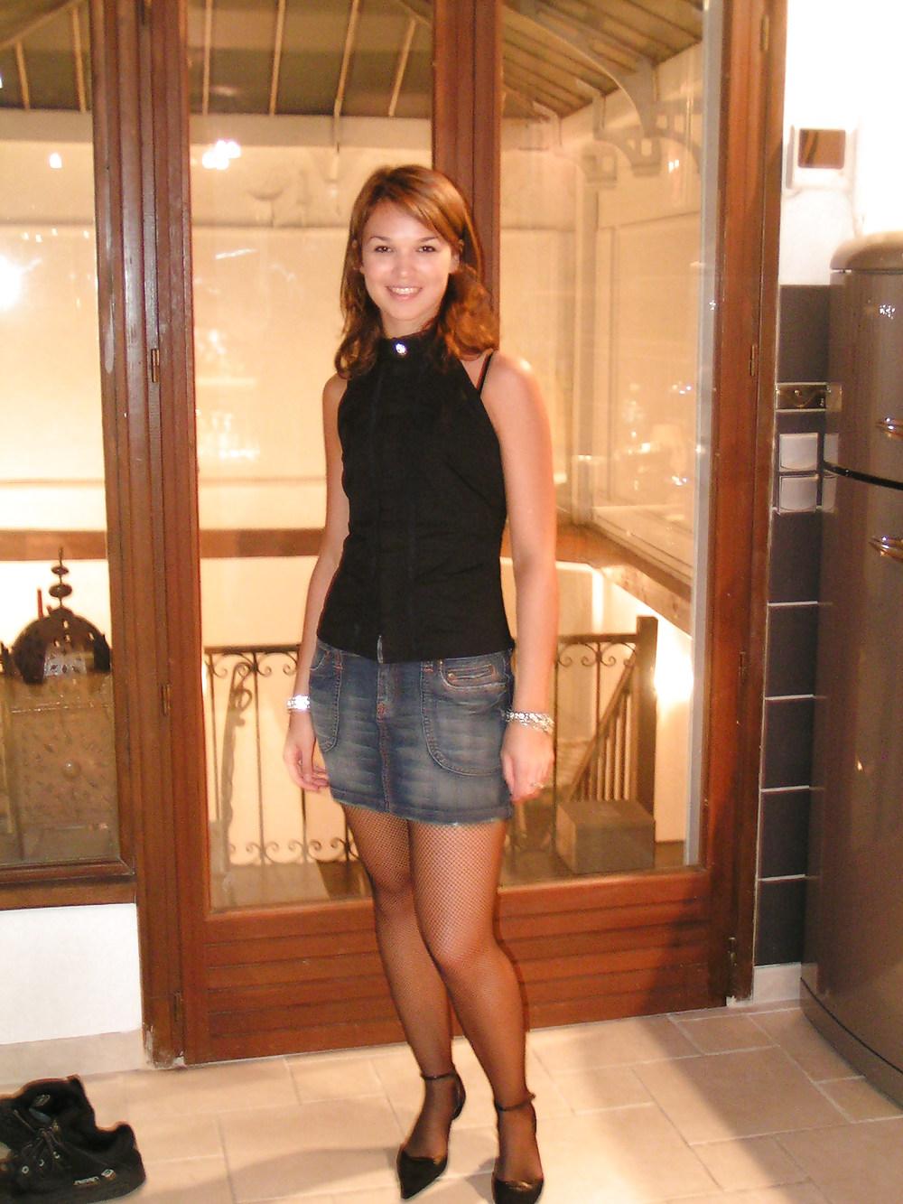 7P Dark hair sexy teen