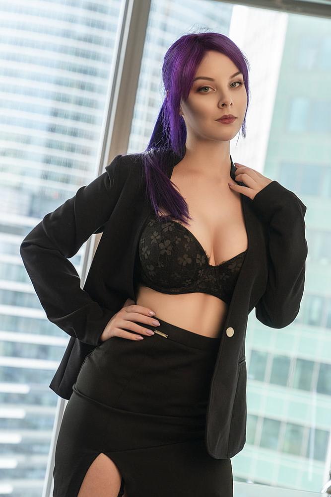 19P DHM - Office Lady