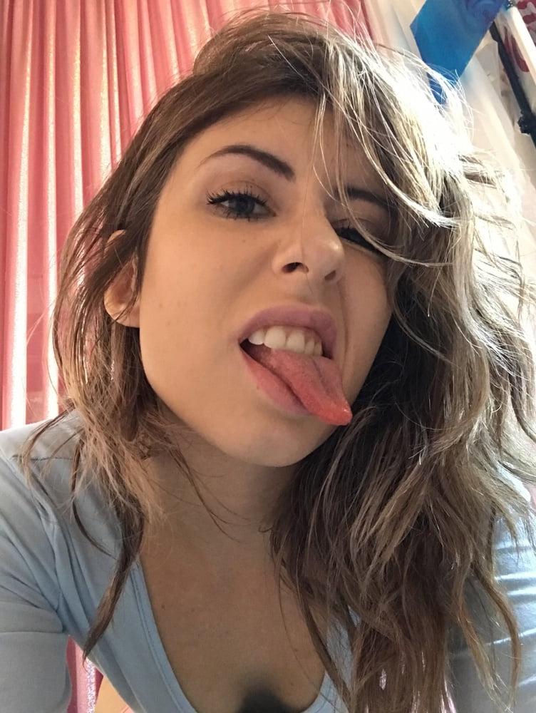 25P Daphne Dare