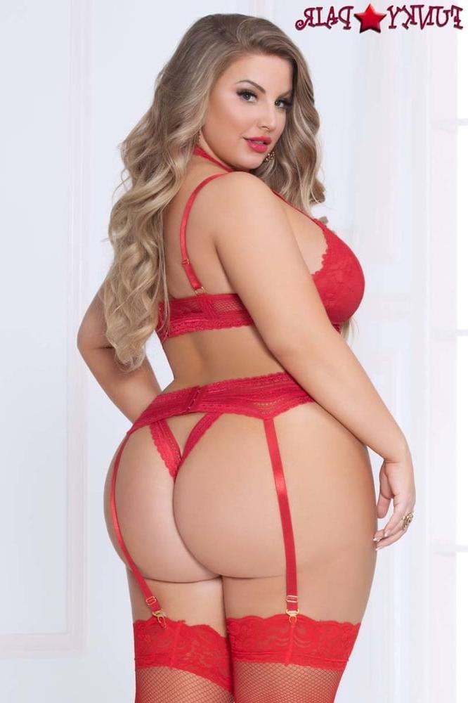 25P Plus Size Red Lingerie