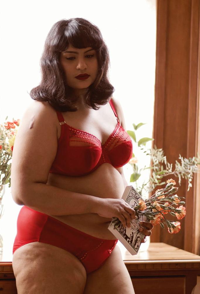 25P Plus Size Red Lingerie