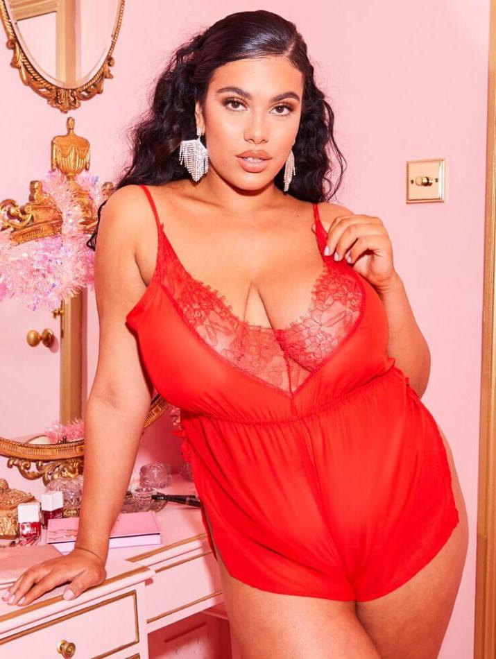 25P Plus Size Red Lingerie
