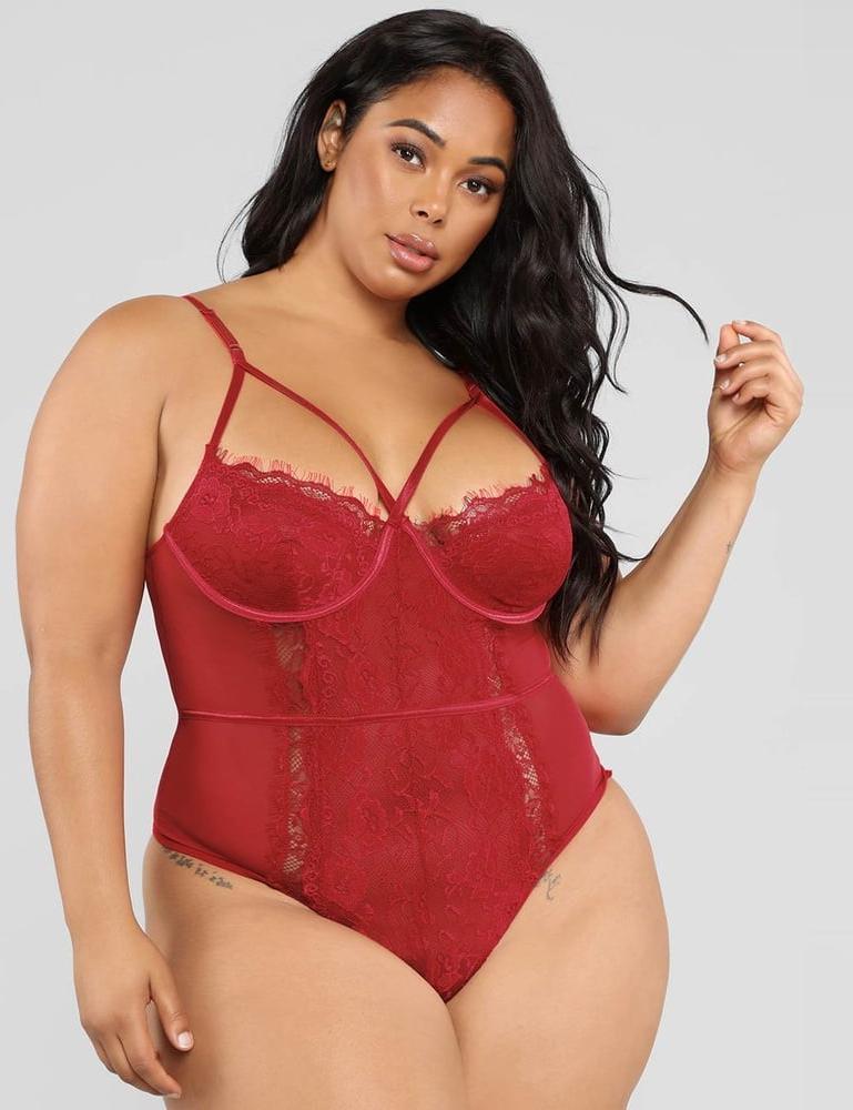 25P Plus Size Red Lingerie