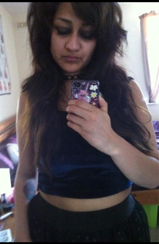 19P Sexy Alt Paki Girl with drag makeup fetish - Comment 4 more