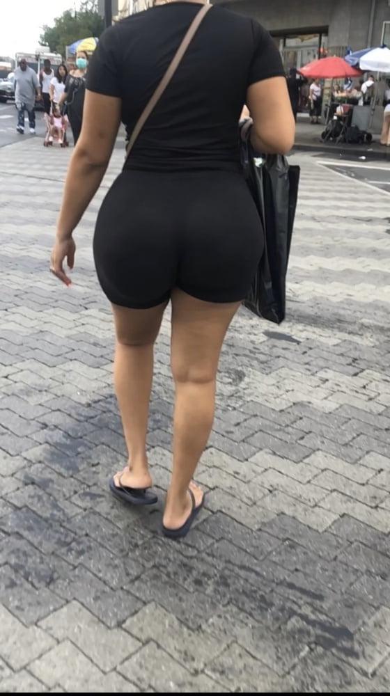 15P Feet, sandals and rich asses