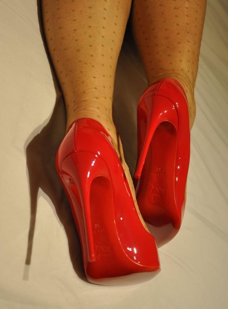 25P Femdom selection 110. Heels