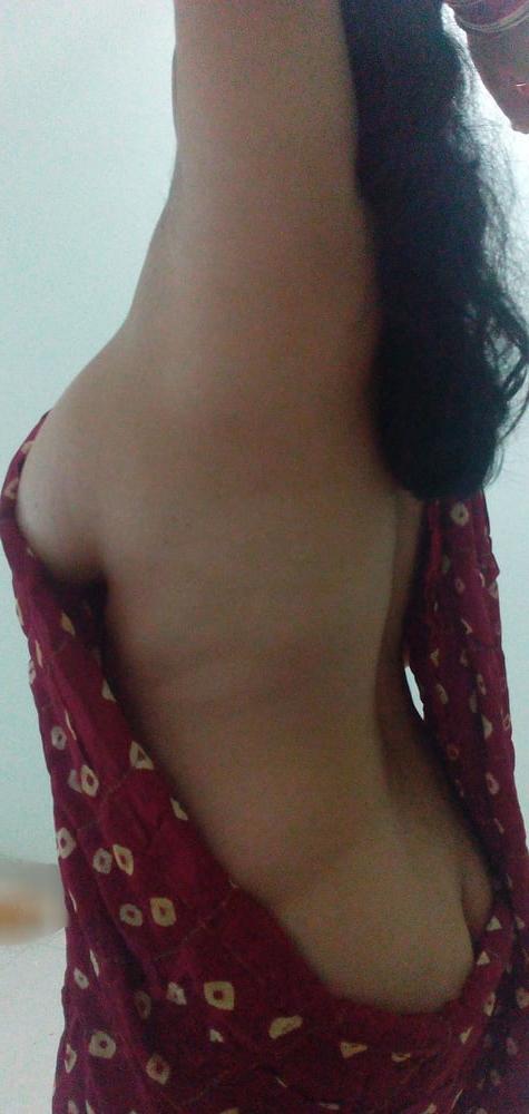 22P Indian Aunty In Public