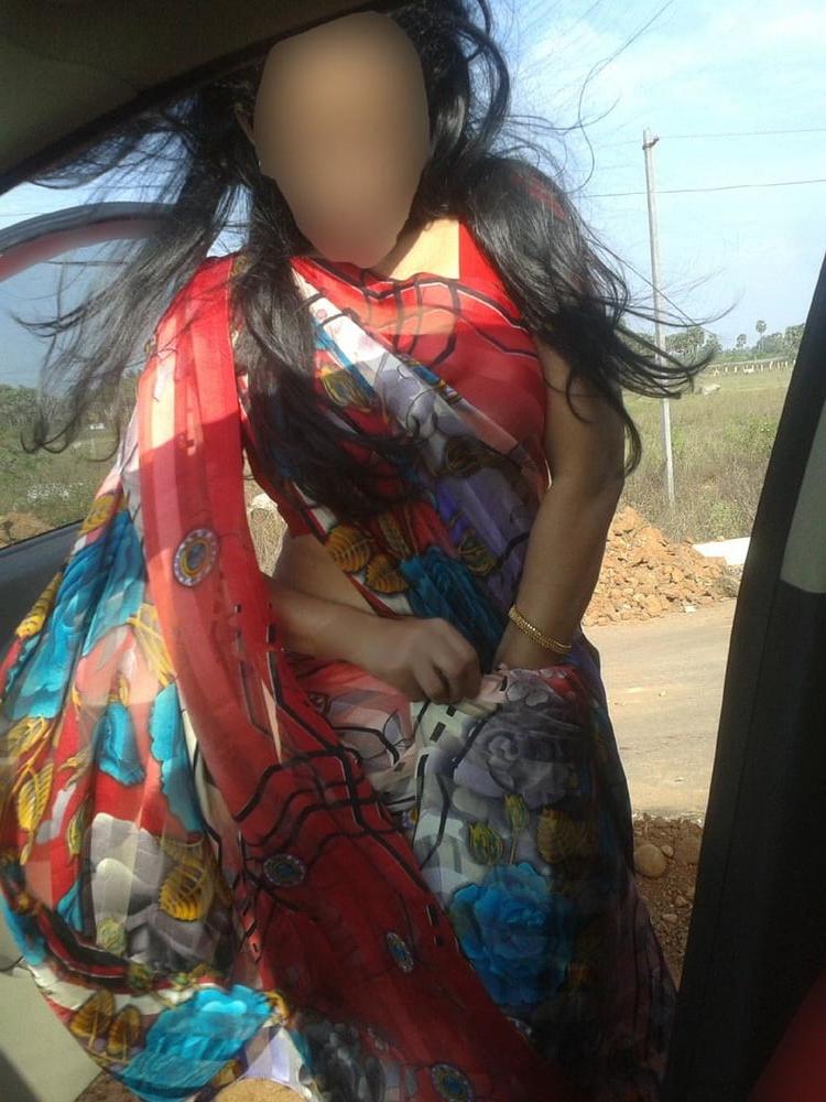 22P Indian Aunty In Public