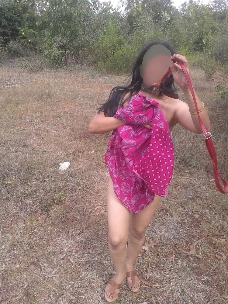 22P Indian Aunty In Public