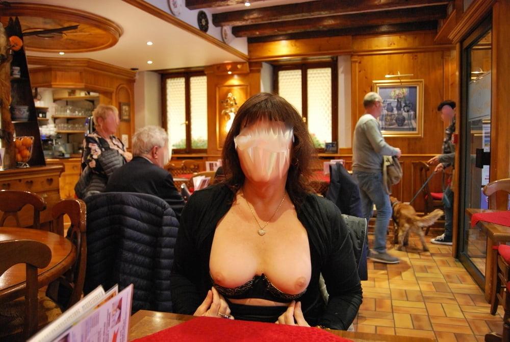 25P Ausstellung im Restaurant