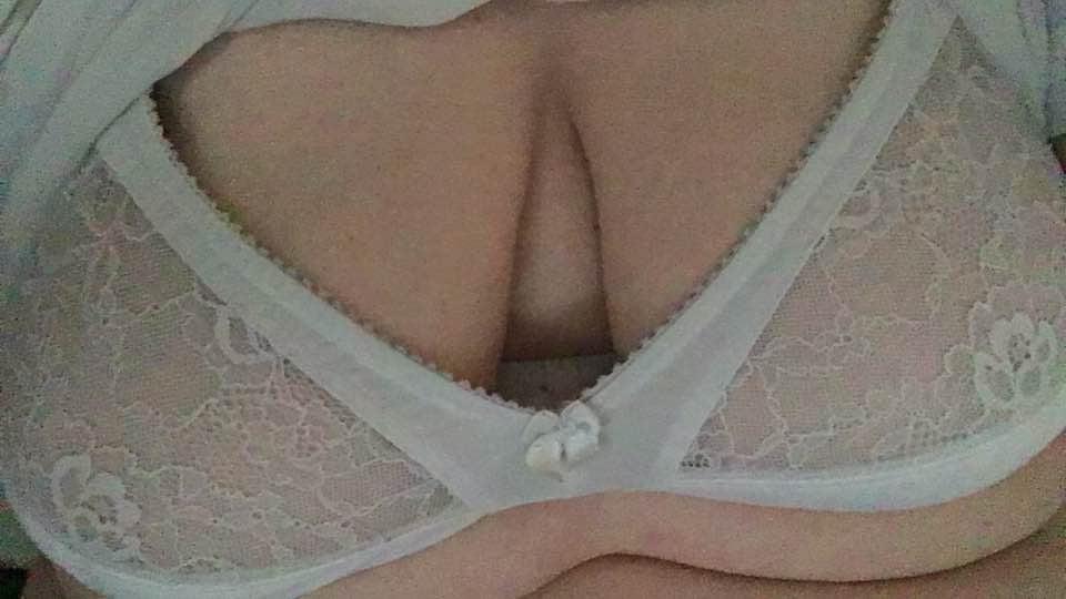 25P My cleavage collection love my boobs