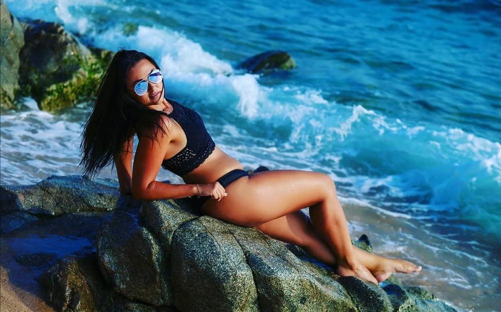 25P Sexy Ukrainian Oksana
