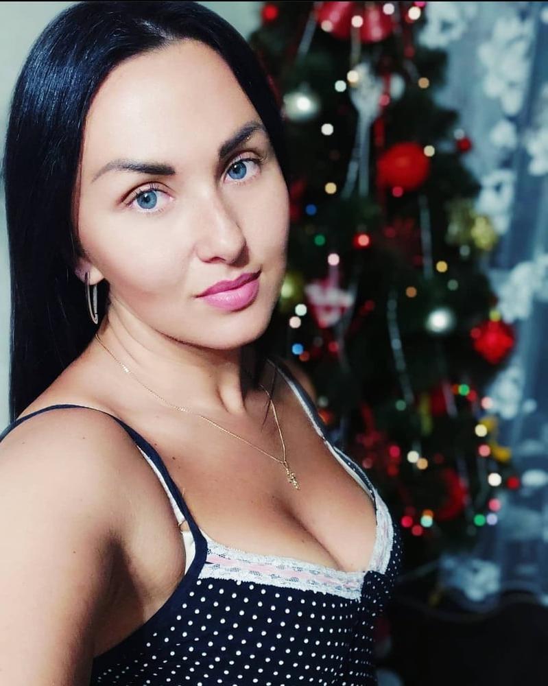 25P Sexy Ukrainian Oksana
