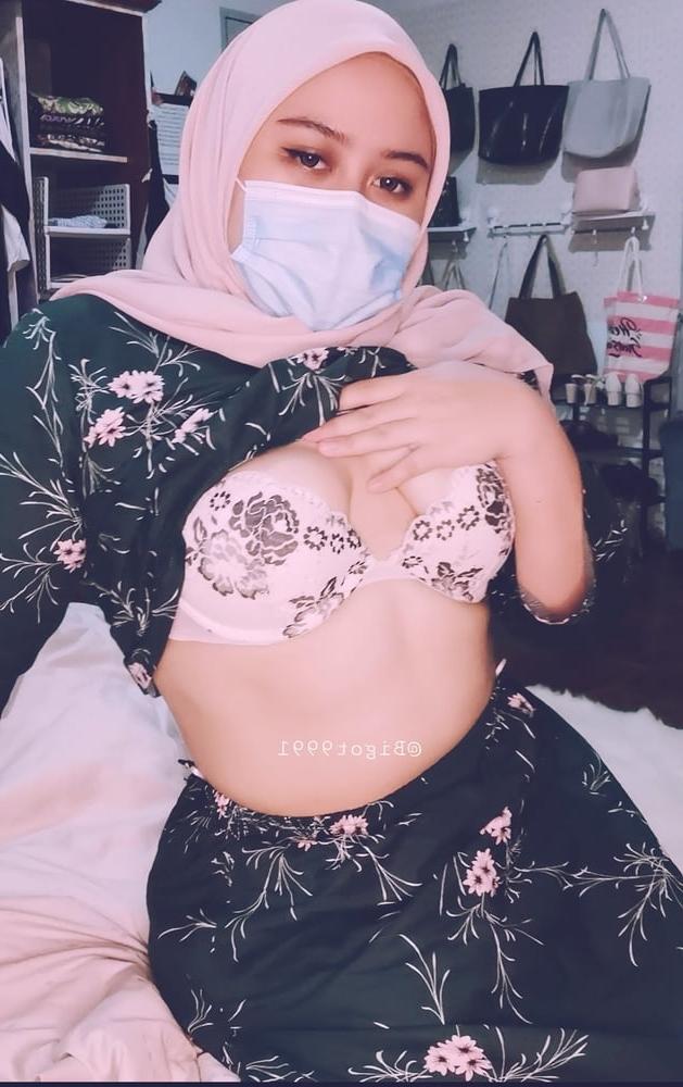 25P Hijab Asian arab turkish