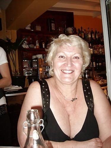 25P Help. Im addicted 2 granny cleavage 2
