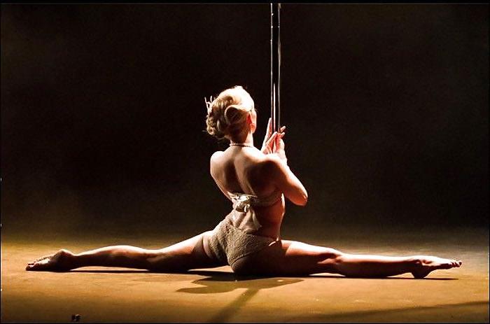 15P Pole Dancing