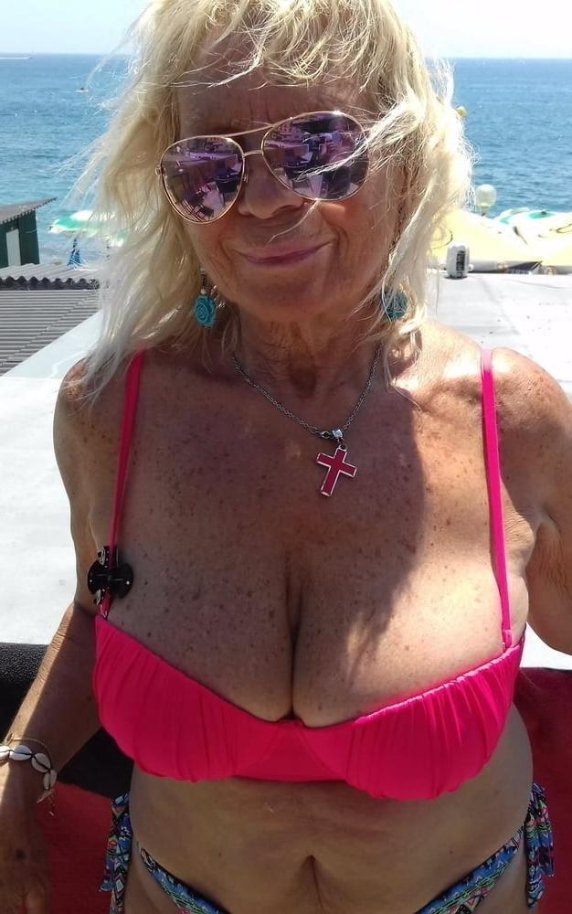 25P sexy grandma in bikini 2