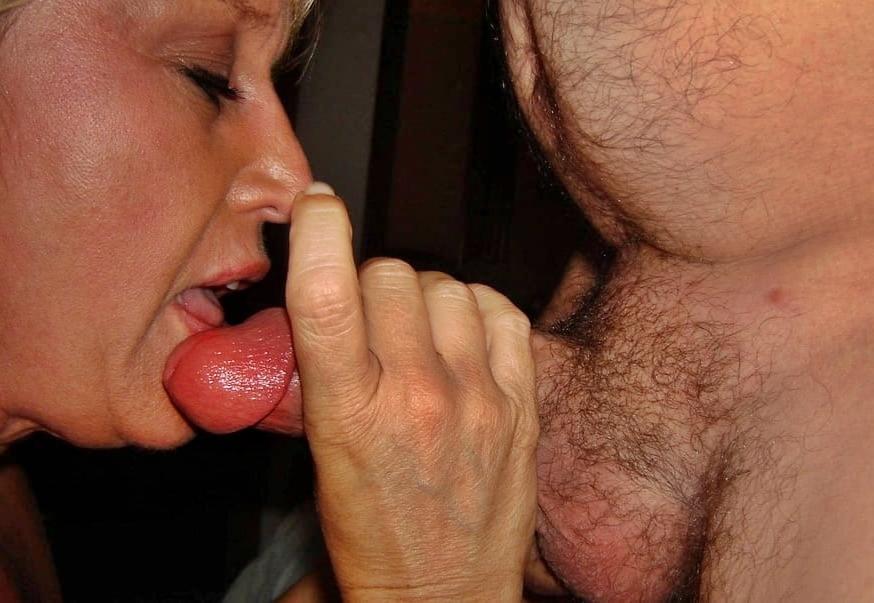 25P Blowjob sakso ceken olgun anneler evli yarrak turk turkish