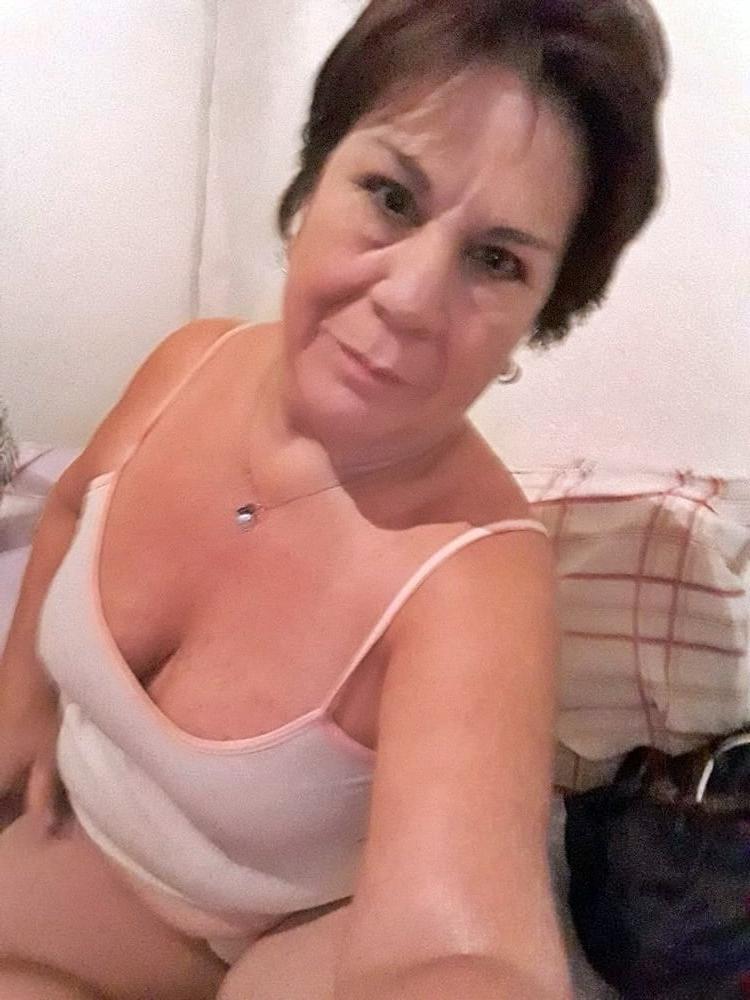 10P Olgun anne yasli kadin amcik memeler evli dul Turk turkish