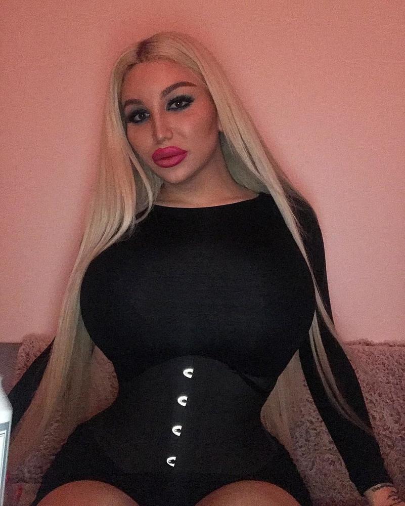 24P Ivana Vladislava