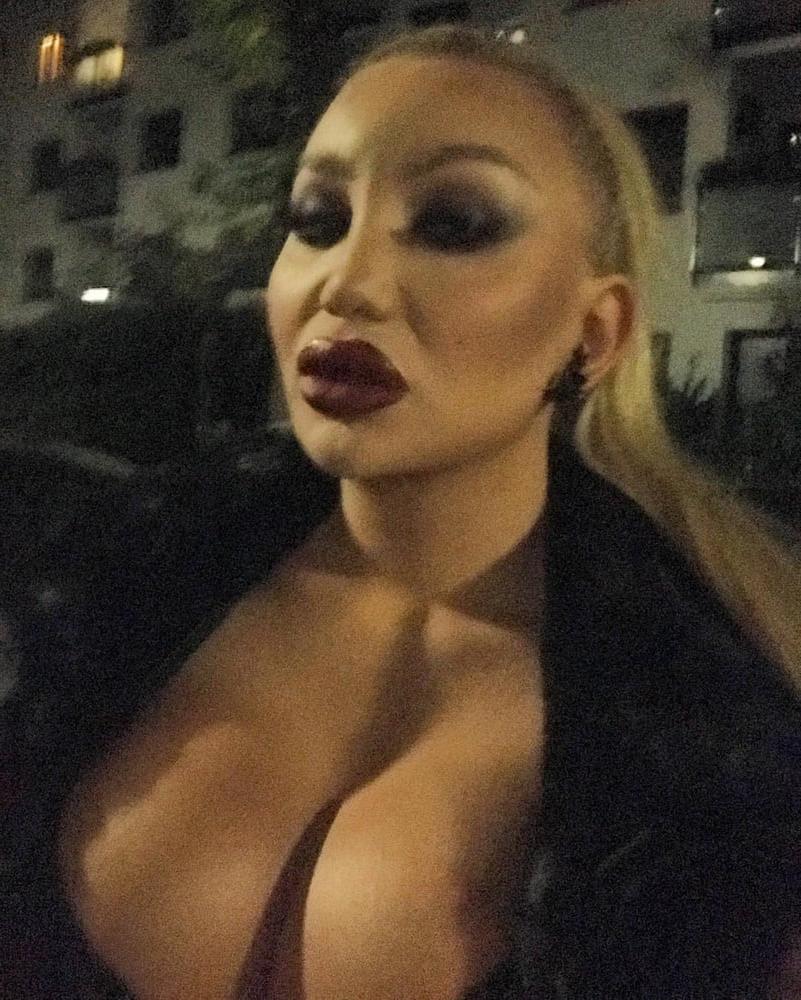24P Ivana Vladislava