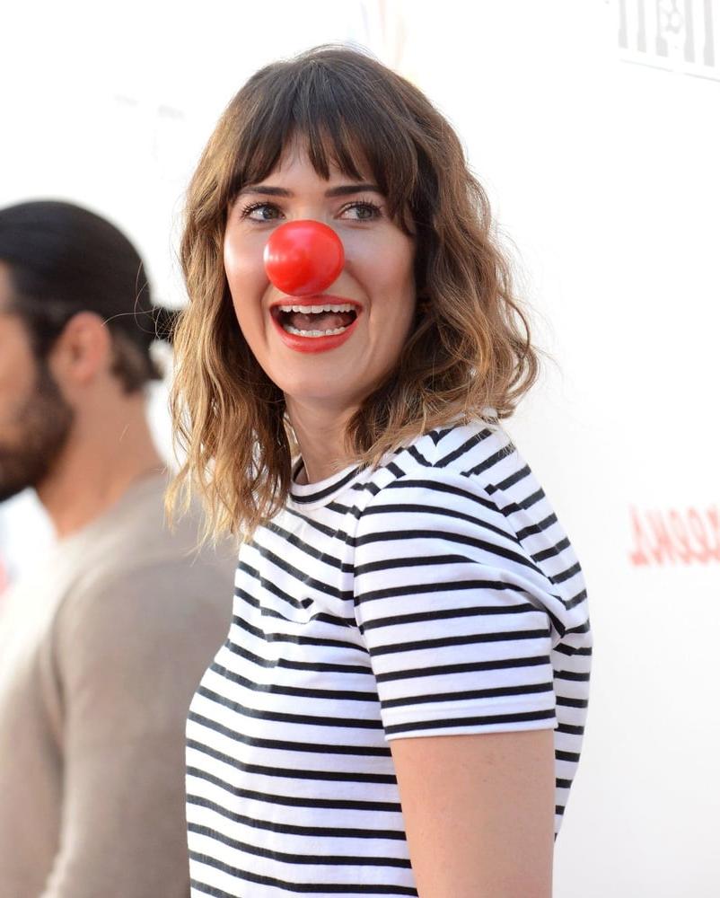 25P Mandy Moore - Red Nose Day Special (26 May 2016)