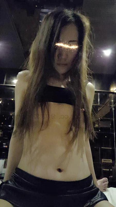 7P Sexy Girl Riding
