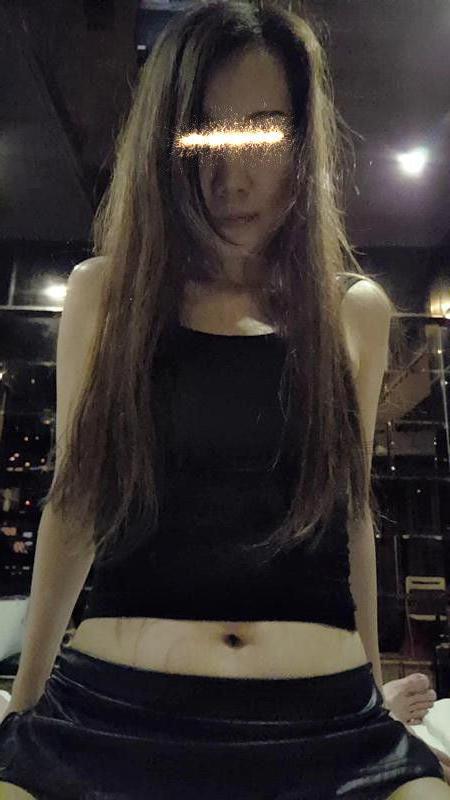 7P Sexy Girl Riding