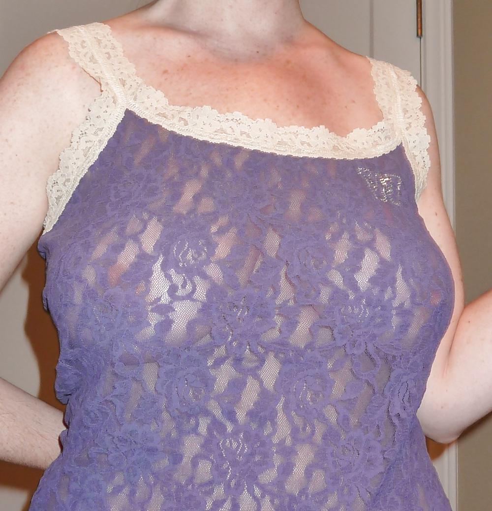 8P Braless wife in lace top