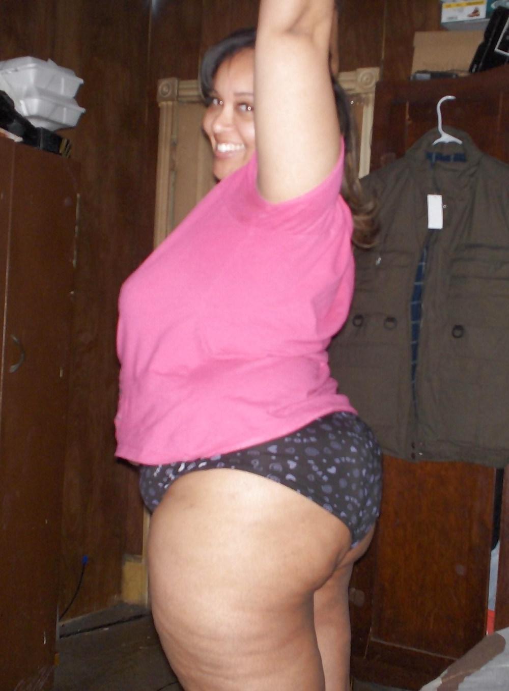 7P BBW Ebony Mom