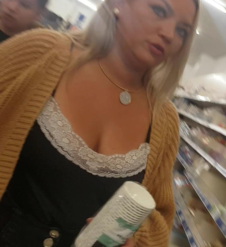 14P sexy mom hot tits show her boobs with hot massive  cleavage
