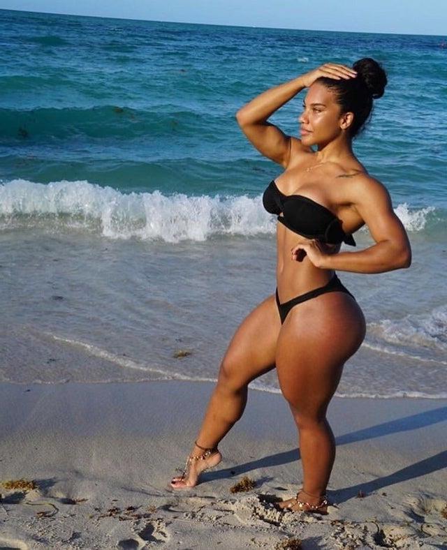 16P Black Women: Gorgeous 54