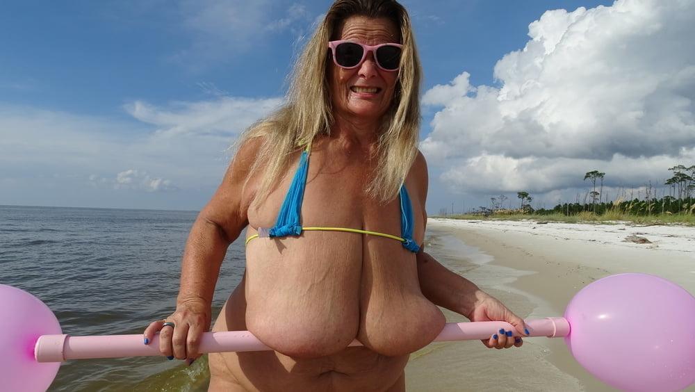 20P Ugly tits 002.