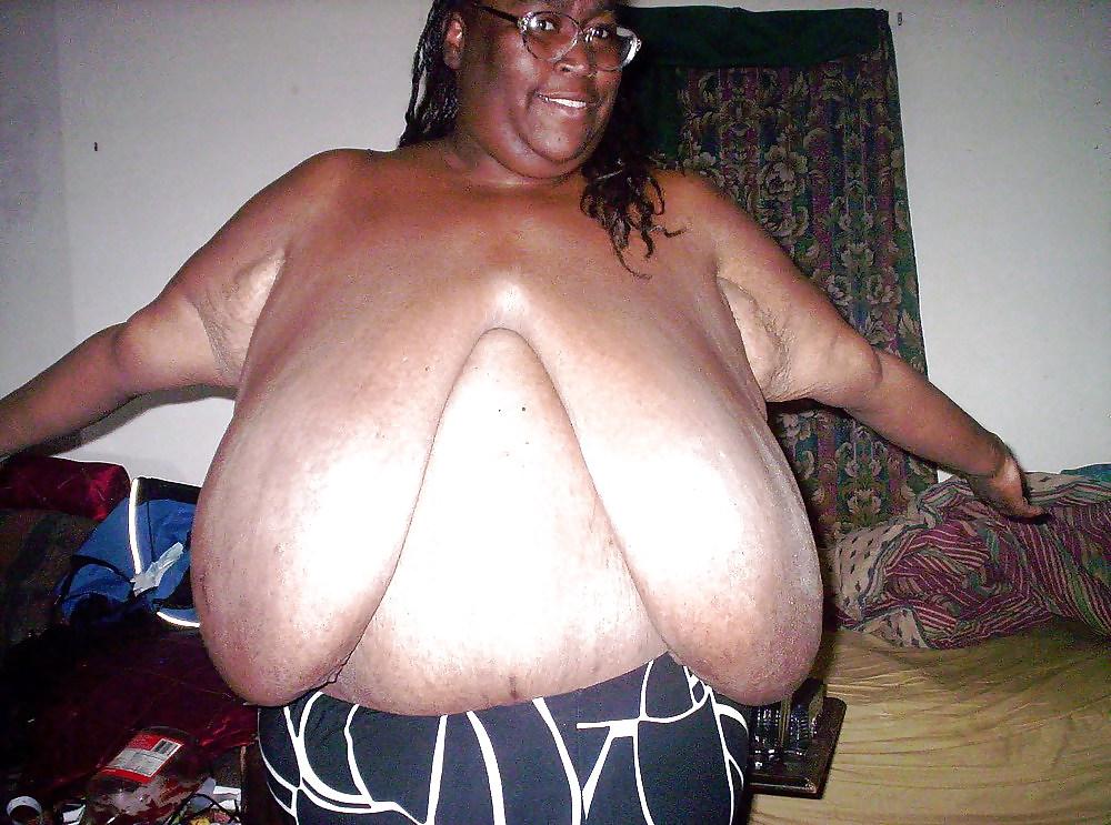 17P BLACK PUSSY HEAVEN 2